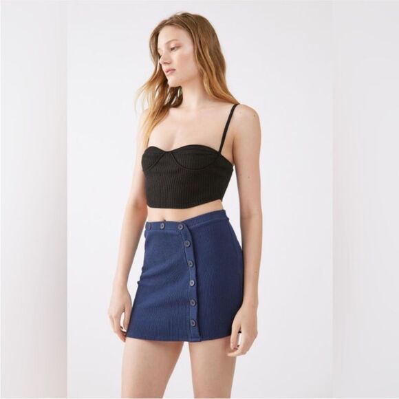 NWT Urban Outfitters Women's Size Medium Claira Side Button Mini Skirt Navy Blue - Picture 10 of 11